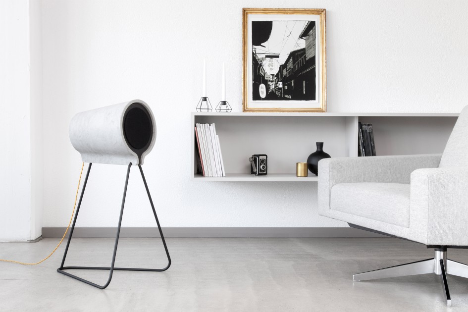 Vonschloo L242 Floor Standing Loudspeaker